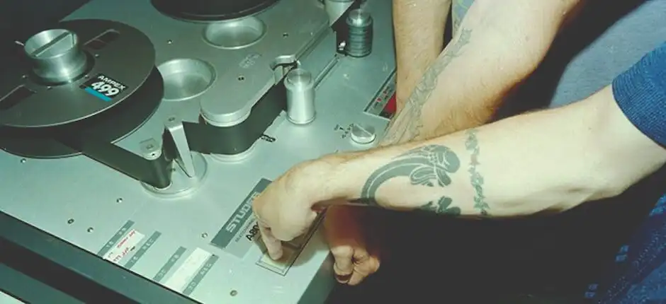 Green Day tease 30th anniversary edition of Dookie